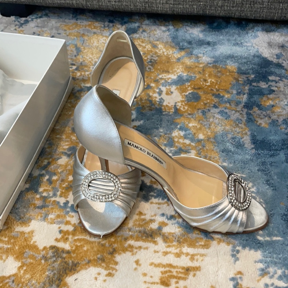 Manolo Balhnik Silver Sedaraby